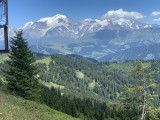 DERRIERE LE PANNEAU DU PLAN DES PISTES !!!!