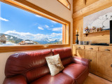 _lv_images__lot_0000140075_03_8195617
