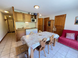 _lv_images__lot_0000970303_06_8352337