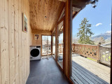 _lv_images__lot_0000970402_03_7880936