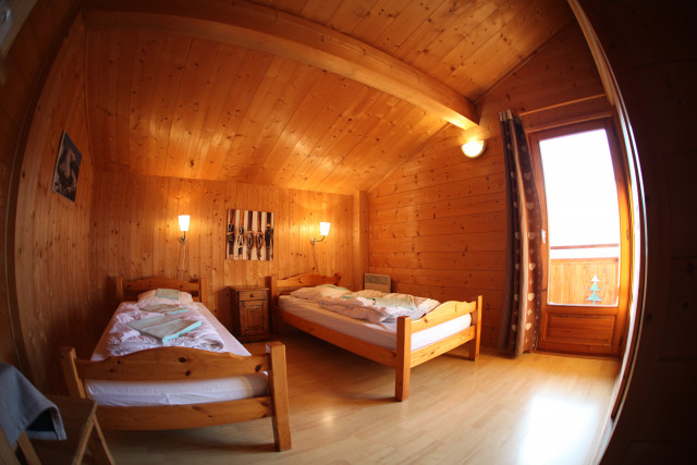 Chalet le Grepon, chambre lits jumeaux