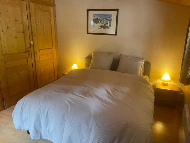 Chalet des Aravis - Chambre principale - © locmontagne Chalet des Aravis - Chambre principale