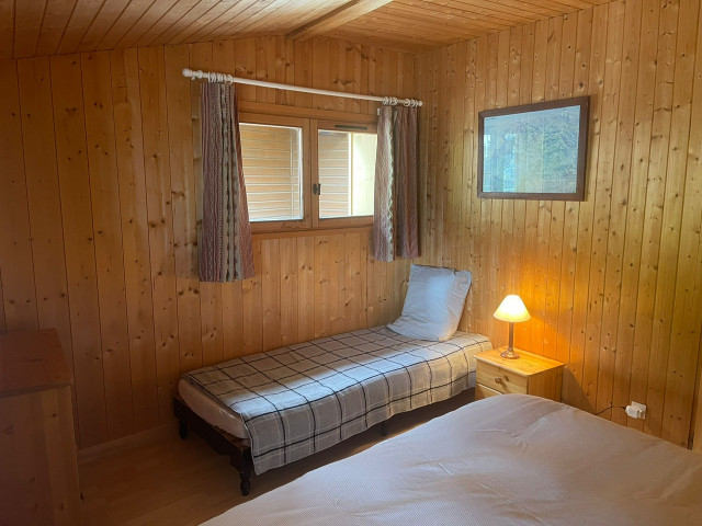 Chalet des Aravis - Chambre principale - © locmontagne Chalet des Aravis - Chambre principale