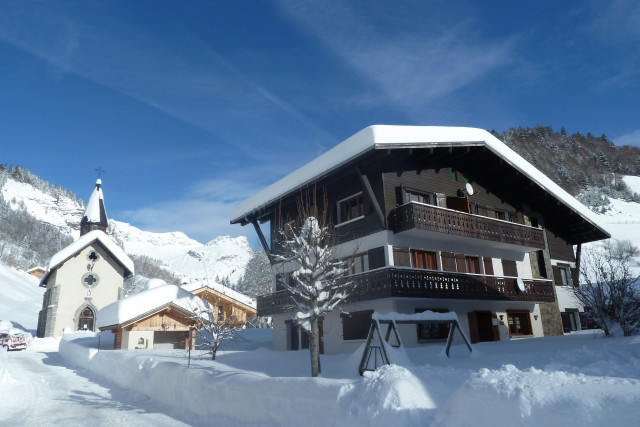 Chalet Hiver - © Paul Bouchex Chalet Hiver