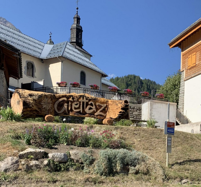 LA GIETTAZ - VILLAGE - © H. Girard LA GIETTAZ - VILLAGE