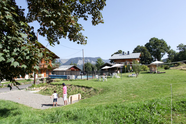 Aux-chalets-des-alpes, Crest-Voland, Savoie - © Céline Bouchex Aux-chalets-des-alpes, Crest-Voland, Savoie