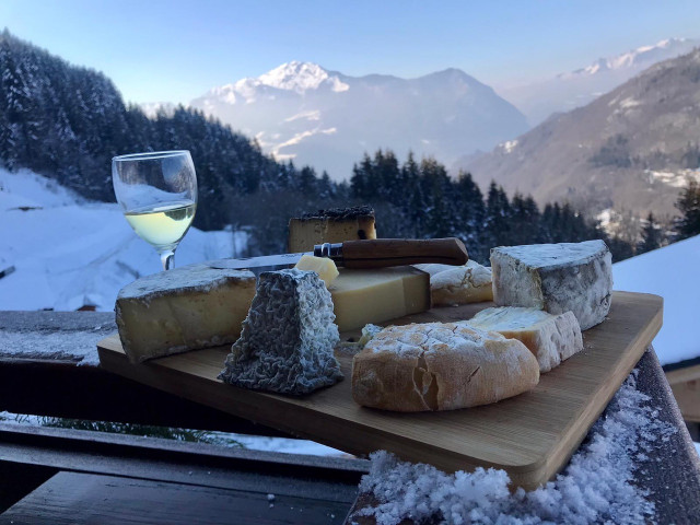 Plateau de fromages - © Menu Lionel Plateau de fromages