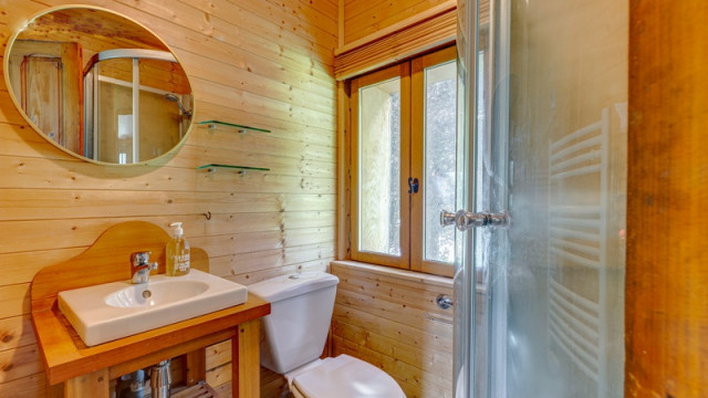 salle d'eau - © Mr et Mme RAVEL salle d'eau