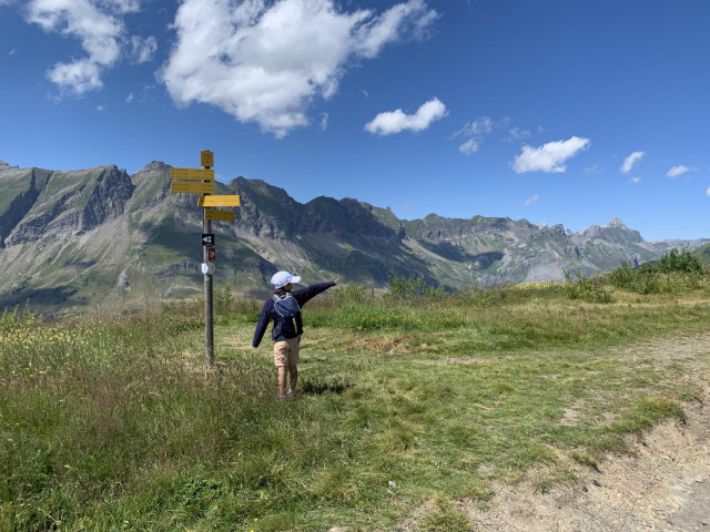 De belles randonnées à 360° .... on ne sait plus par où aller tellement le choix est grand !!! - © H. Girard De belles randonnées à 360° .... on ne sait plus par où aller tellement le choix est grand !!!