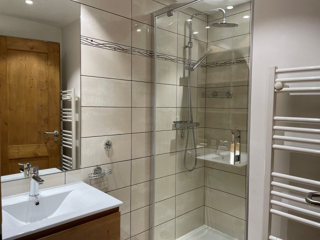 _clients_227359002_photos_121f_8298557