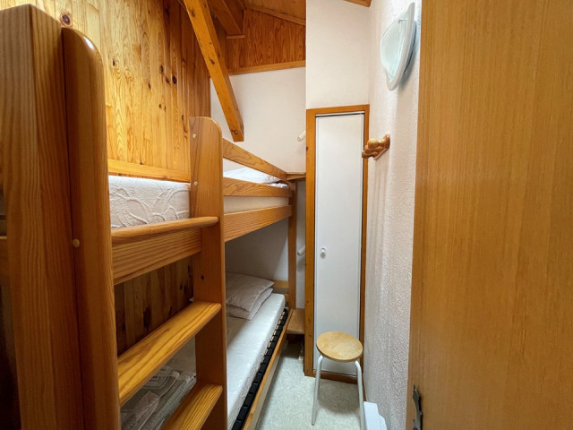 _clients_227359002_photos_141j_8396585 _clients_227359002_photos_141j_8396585