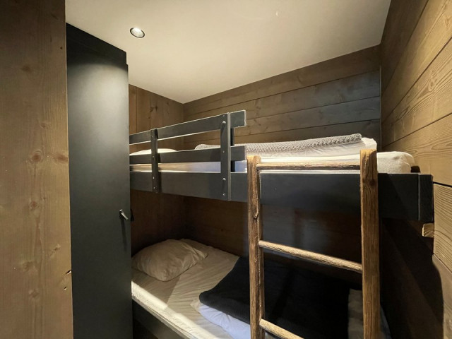 _clients_227359002_photos_195f_7025816