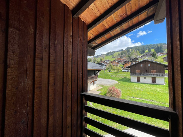 _clients_227359002_photos_262j_7349298