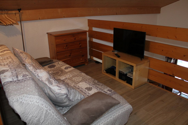 _clients_227359002_photos_270d_7752882