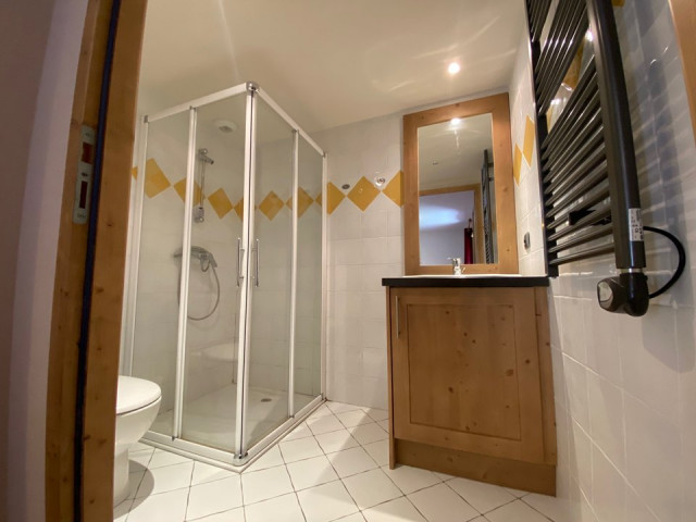 _clients_227359002_photos_300f_7724408