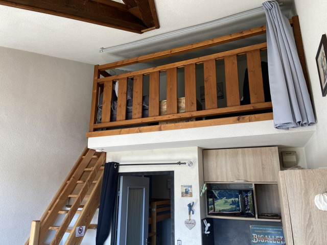 _clients_227359002_photos_339j_7155639