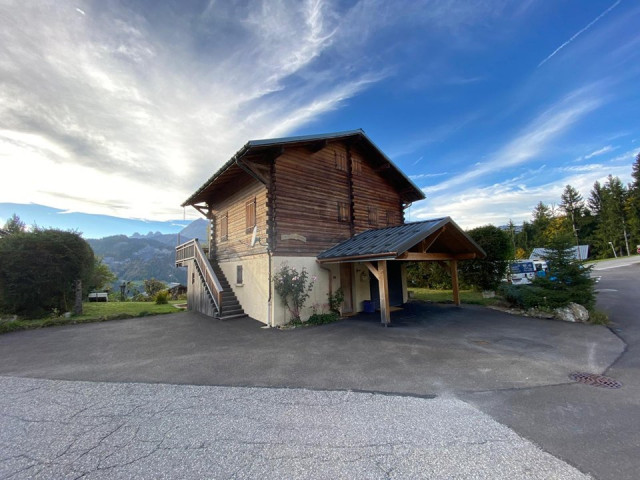 _clients_227359002_photos_346ah_7027277