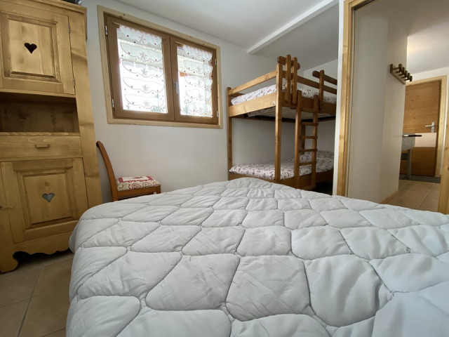 _clients_227359002_photos_350ak_7736870