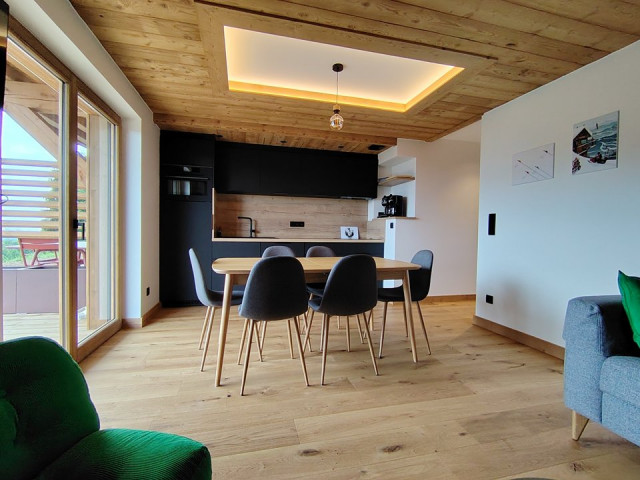 _clients_227359002_photos_355l_8288157