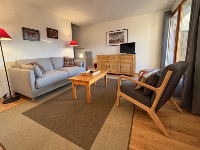 _clients_227359002_photos_9c_7399737