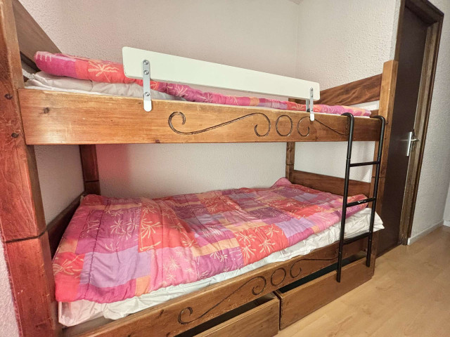 _clients_227459001_photos_17622m_7304132