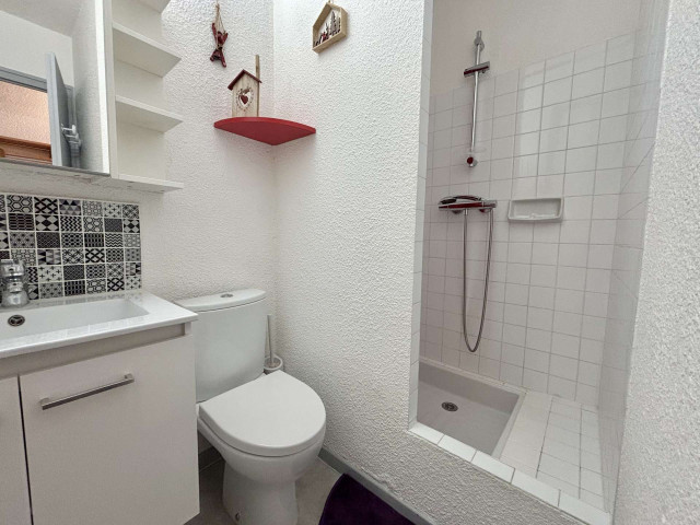 _clients_227459001_photos_17736q_7052015