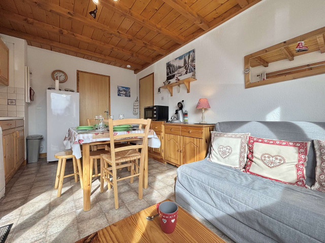 _clients_227459001_photos_17768j_7328059