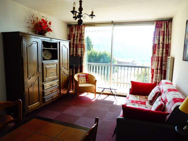 _lv_images___lot_0400014018_03_3775793 _lv_images___lot_0400014018_03_3775793