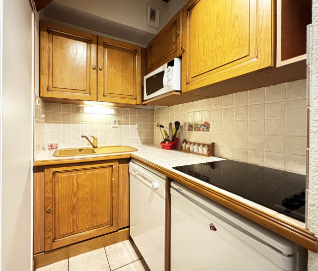 _lv_images__lot_0000020015_07_6835139 _lv_images__lot_0000020015_07_6835139