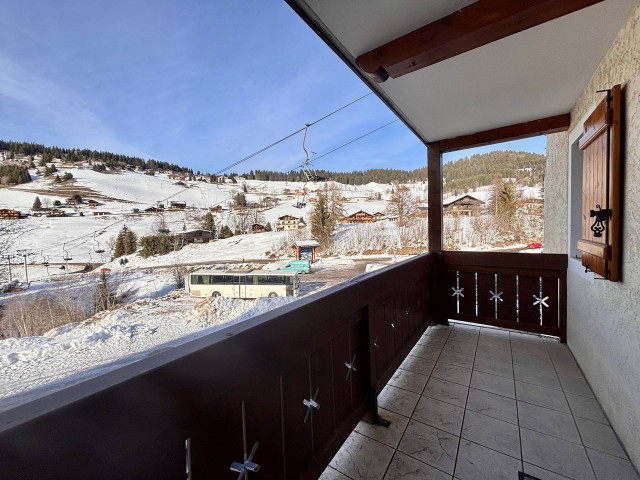 _lv_images__lot_0000020036_05_7676667