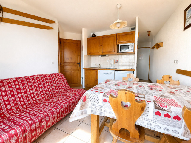_lv_images__lot_0000020036_09_8425017