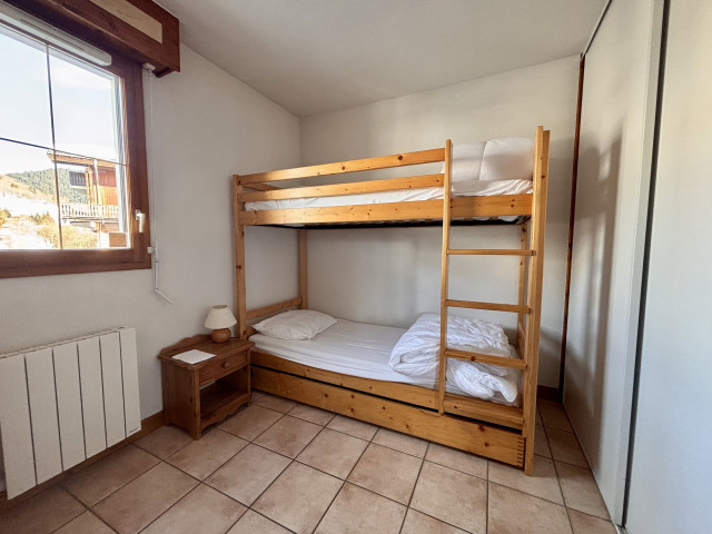 _lv_images__lot_0000020036_11_7762646