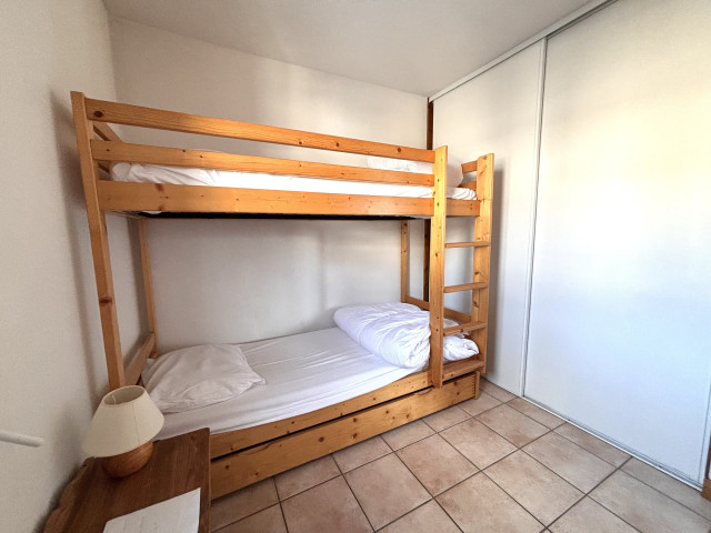 _lv_images__lot_0000020036_12_7442898