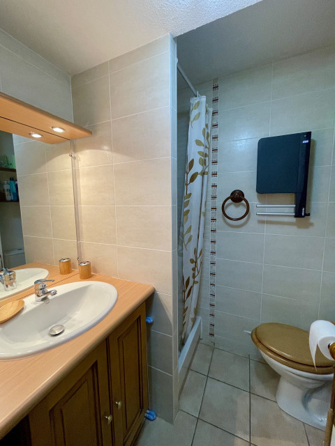 _lv_images__lot_0000020046_09_7601521