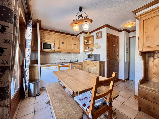 _lv_images__lot_0000020076_01_7468388