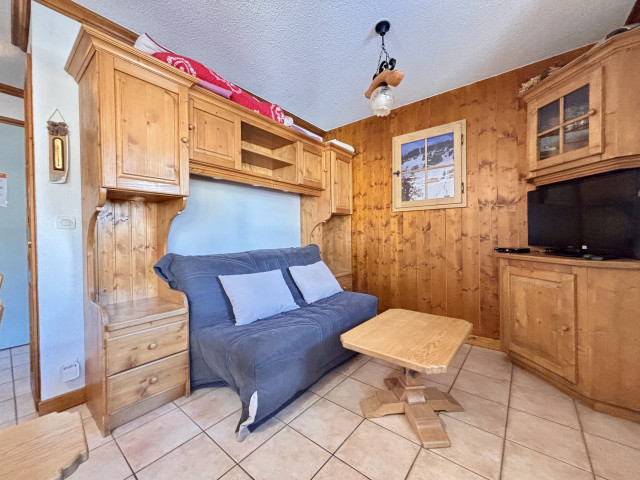 _lv_images__lot_0000020076_02_7231793 _lv_images__lot_0000020076_02_7231793