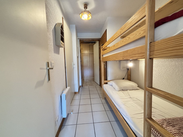 _lv_images__lot_0000100249_07_7523546 _lv_images__lot_0000100249_07_7523546