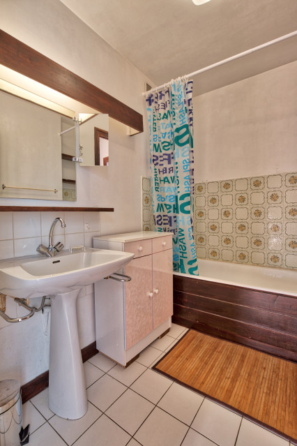 _lv_images__lot_0000120210_07_7335106