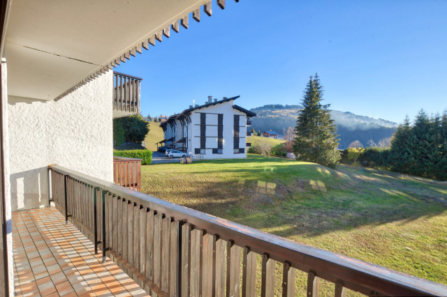 _lv_images__lot_0000120210_08_7448391