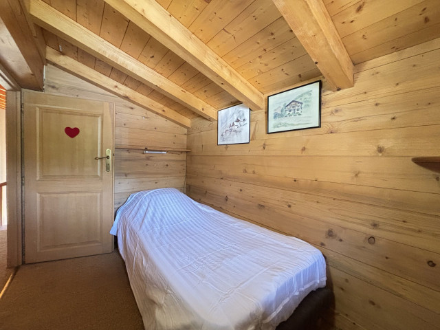 _lv_images__lot_0000140075_11_6887821