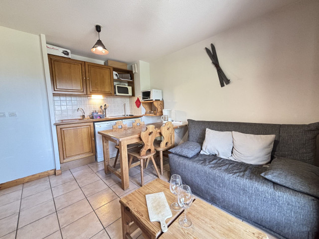 _lv_images__lot_0000210271_10_7000170 _lv_images__lot_0000210271_10_7000170