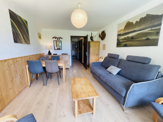 _lv_images__lot_0000540183_06_7722975