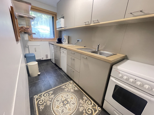 _lv_images__lot_0000540183_07_7372721