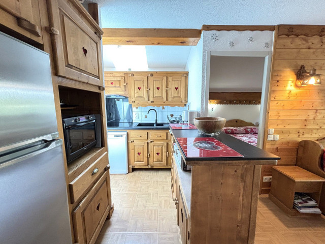 _lv_images__lot_0000860262_05_7358338