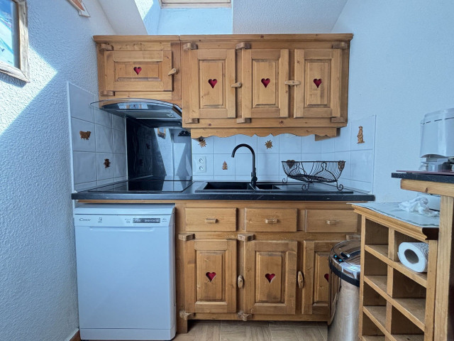 _lv_images__lot_0000860262_09_7462933