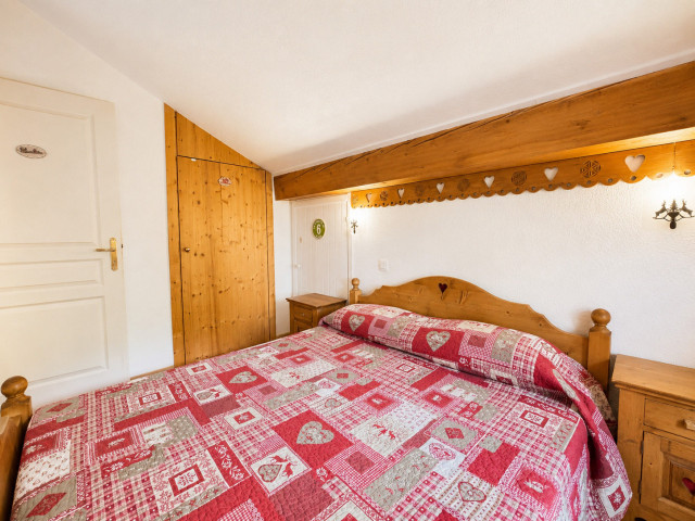 _lv_images__lot_0000860262_09_8442232