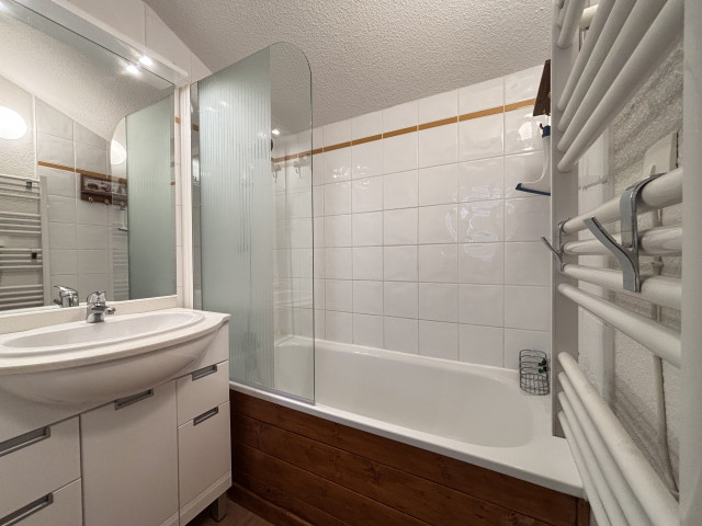 _lv_images__lot_0000860262_15_7462947