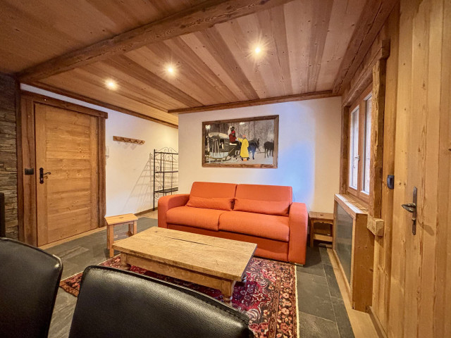 _lv_images__lot_0000970295_08_7695876