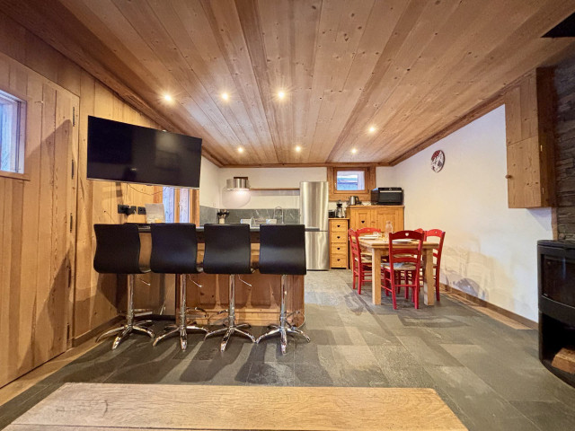 _lv_images__lot_0000970295_12_7731035