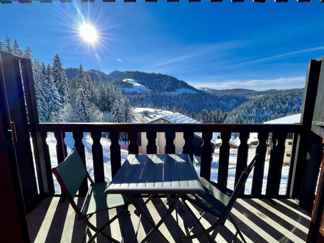 _lv_images__lot_0000970302_01_7341132